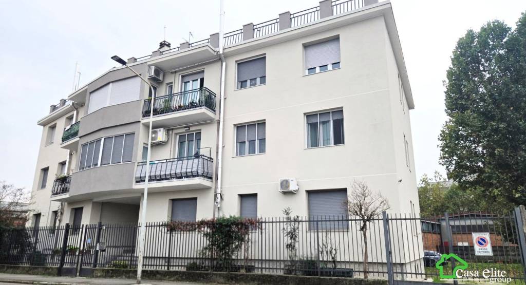 appartamento in vendita a San Giuliano Milanese in zona Zivido