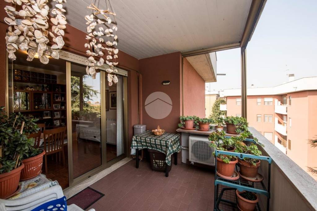 appartamento in vendita a San Giuliano Milanese in zona Civesio