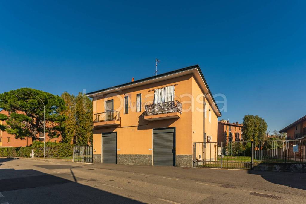 appartamento in vendita a San Giuliano Milanese in zona Sesto Ulteriano