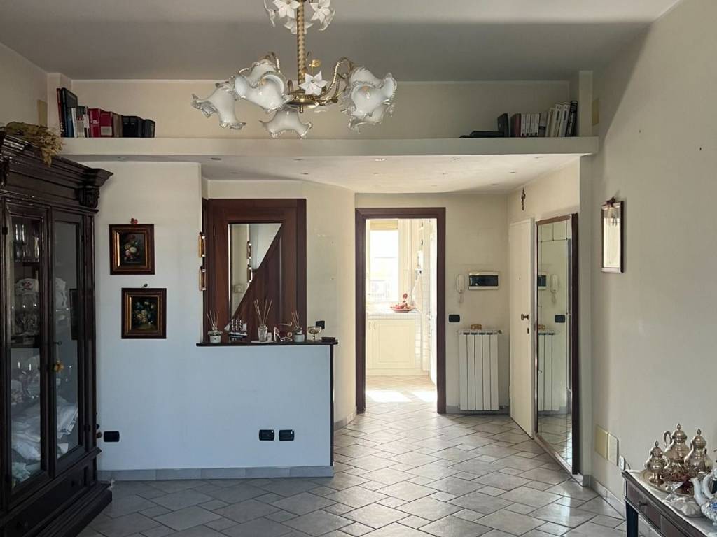 appartamento in vendita a San Giuliano Milanese in zona Carpianello