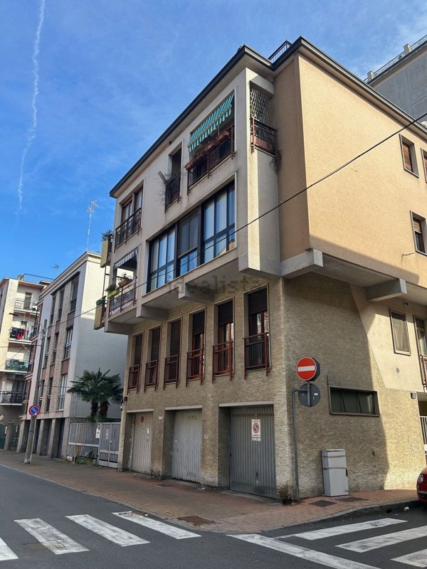 appartamento in vendita a San Giuliano Milanese in zona Borgolombardo