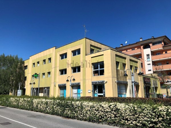 ufficio in vendita a San Giuliano Milanese