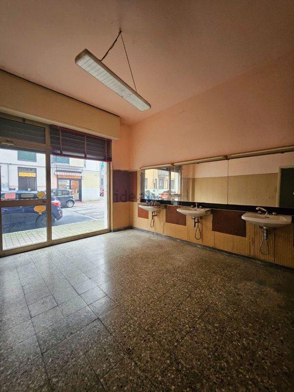 ufficio in vendita a San Giuliano Milanese