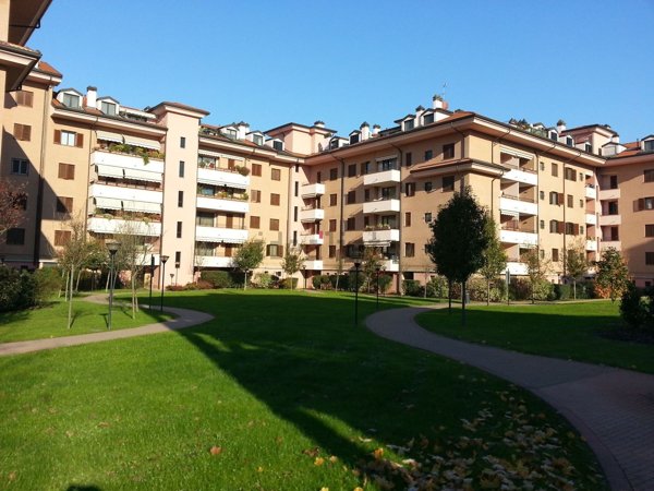 ufficio in vendita a San Giuliano Milanese