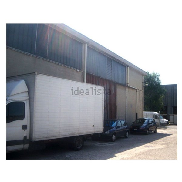 capannone in vendita a San Giuliano Milanese