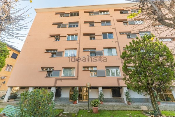 appartamento in vendita a San Giuliano Milanese in zona Borgolombardo