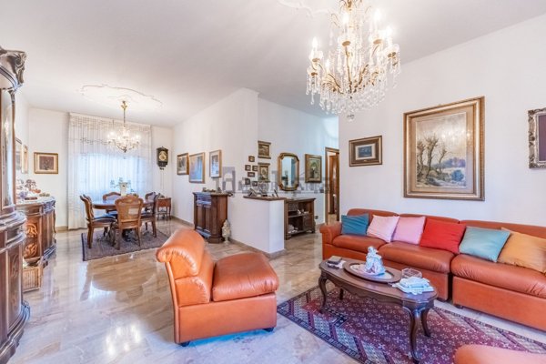 appartamento in vendita a San Giuliano Milanese in zona Sesto Ulteriano