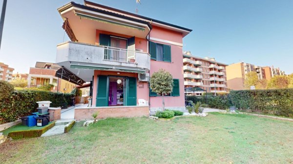 casa indipendente in vendita a San Giuliano Milanese