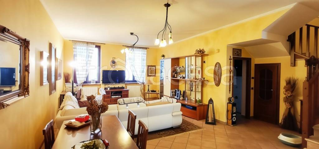 casa indipendente in vendita a San Giuliano Milanese in zona Zivido