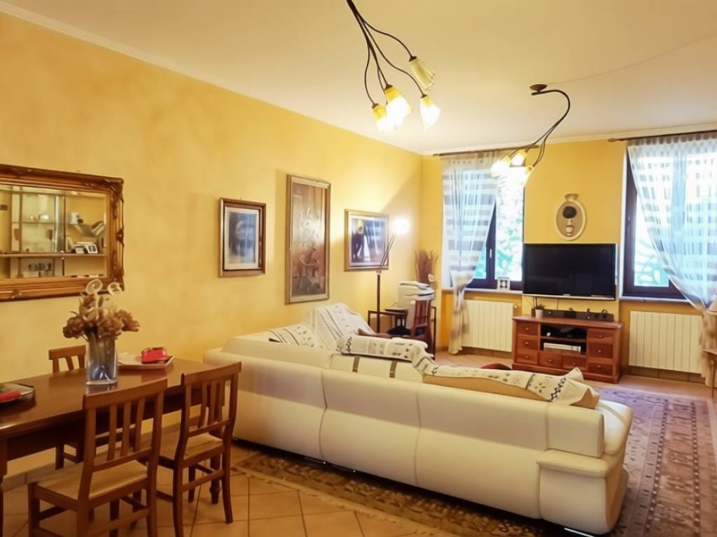 appartamento in vendita a San Giuliano Milanese in zona Zivido