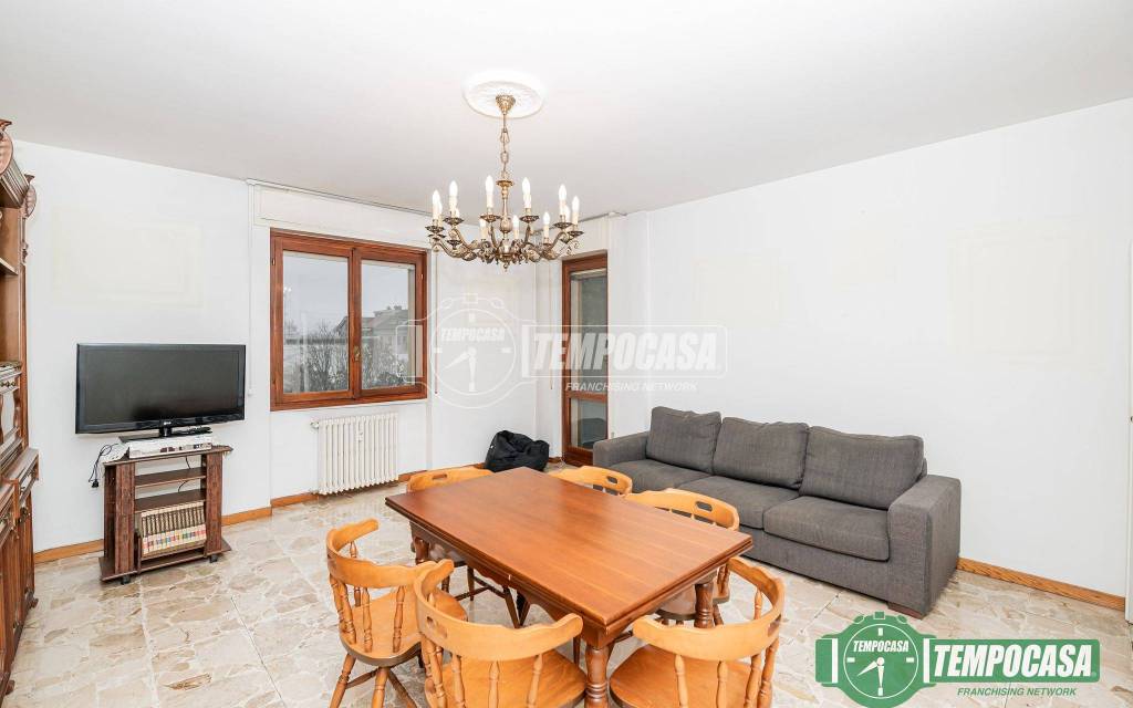 appartamento in vendita a San Giuliano Milanese in zona Borgolombardo