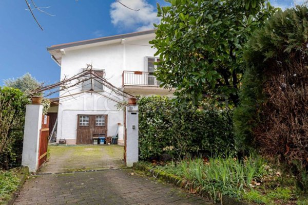 casa indipendente in vendita a San Giuliano Milanese in zona Civesio