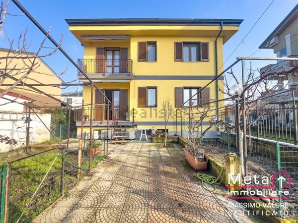 casa indipendente in vendita a San Giuliano Milanese in zona Sesto Ulteriano