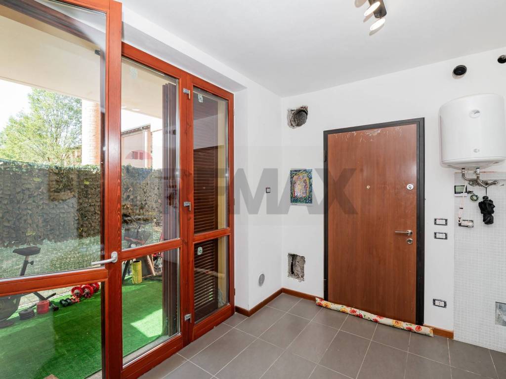 negozio in vendita a San Giuliano Milanese