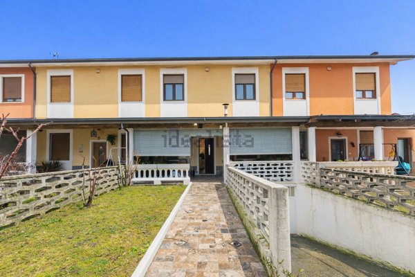 casa indipendente in vendita a San Giuliano Milanese