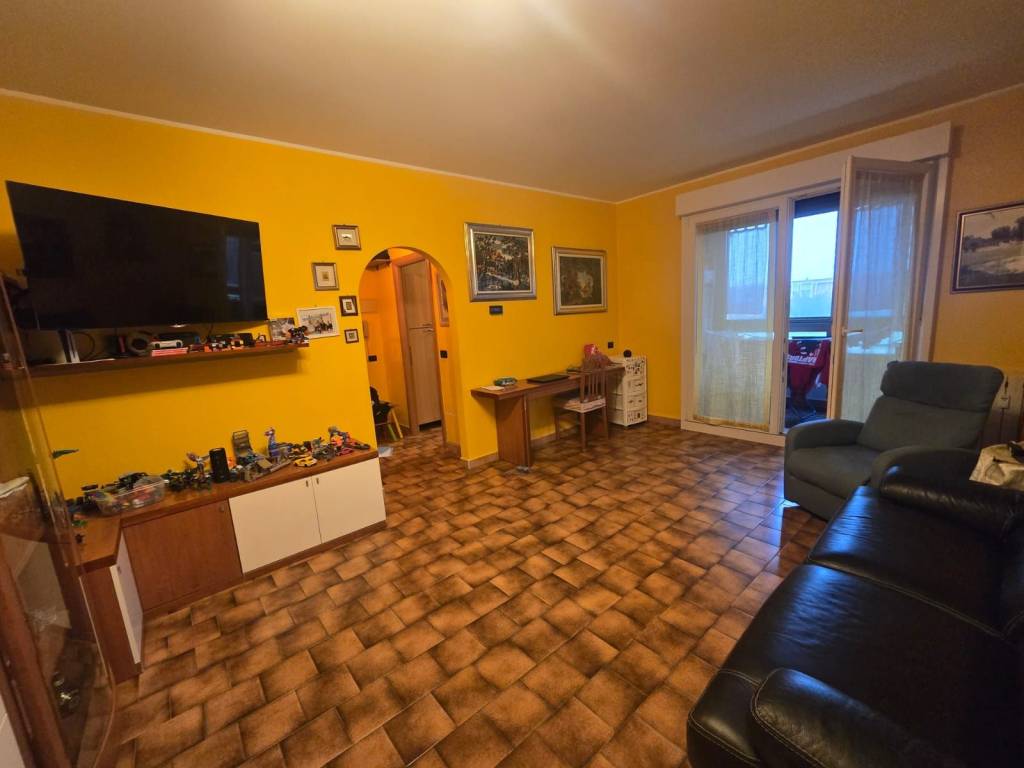 appartamento in vendita a San Giuliano Milanese in zona Zivido