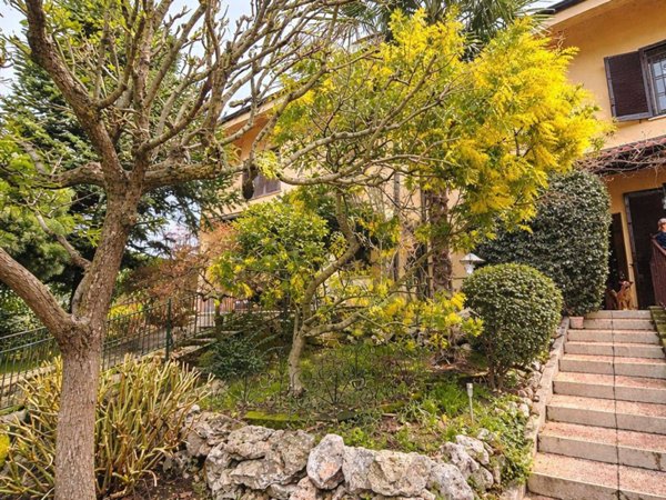 casa indipendente in vendita a San Giuliano Milanese in zona Sesto Ulteriano