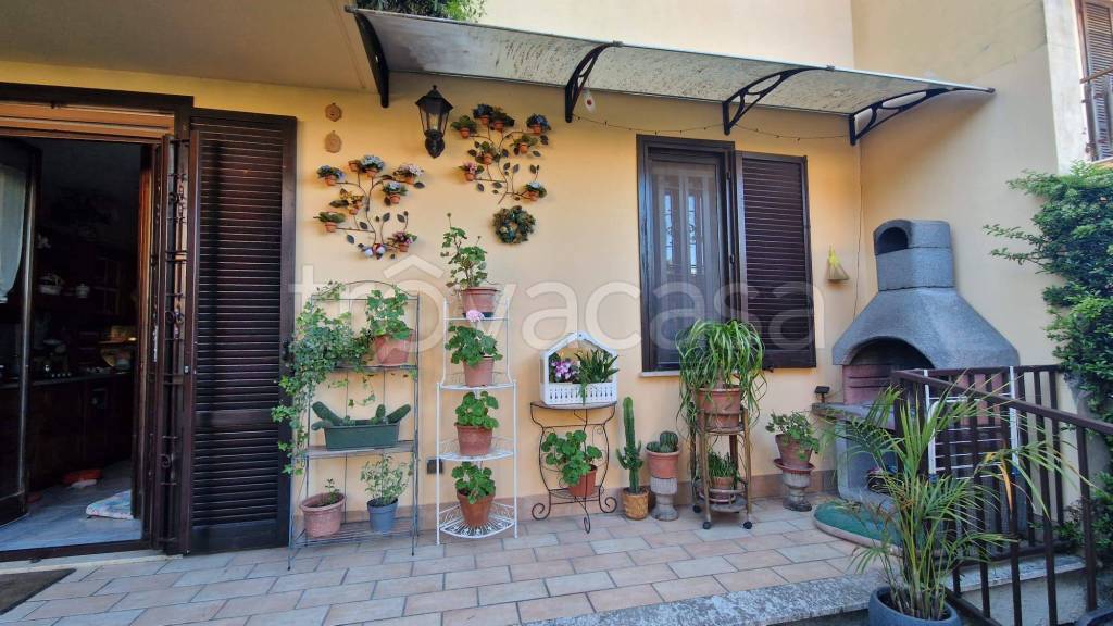 casa indipendente in vendita a San Giuliano Milanese in zona Civesio