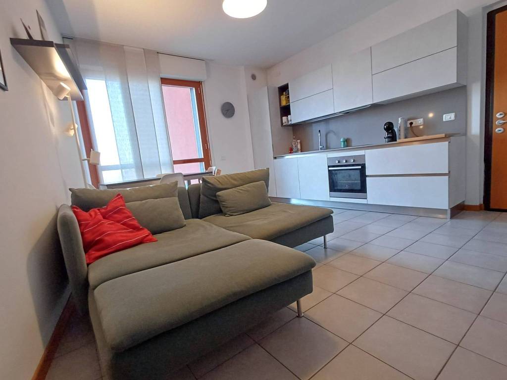 appartamento in vendita a San Giuliano Milanese in zona Borgolombardo