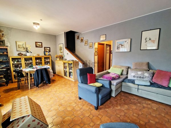 casa indipendente in vendita a San Giuliano Milanese in zona Civesio