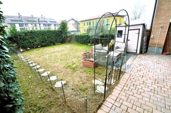 appartamento in vendita a San Giuliano Milanese in zona Zivido