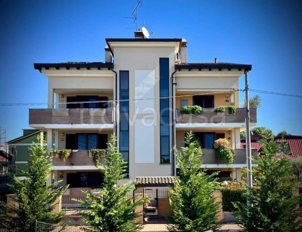 appartamento in vendita a San Giuliano Milanese in zona Civesio