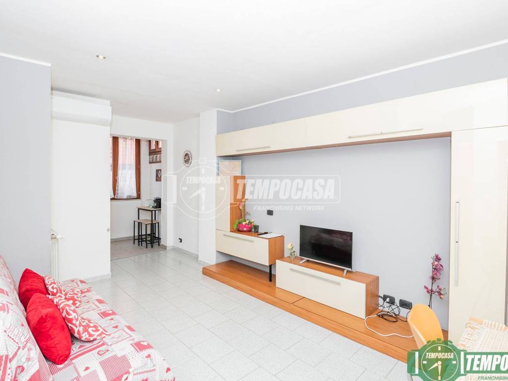 appartamento in vendita a San Giuliano Milanese in zona Borgolombardo