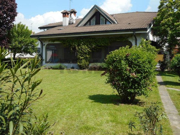 casa indipendente in vendita a San Giuliano Milanese in zona Sesto Ulteriano