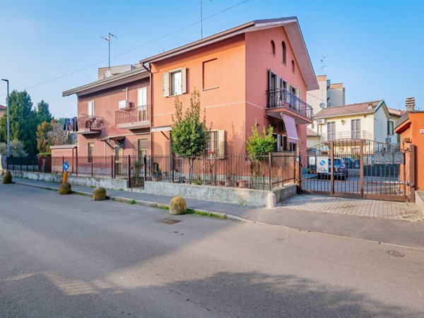 casa indipendente in vendita a San Giuliano Milanese