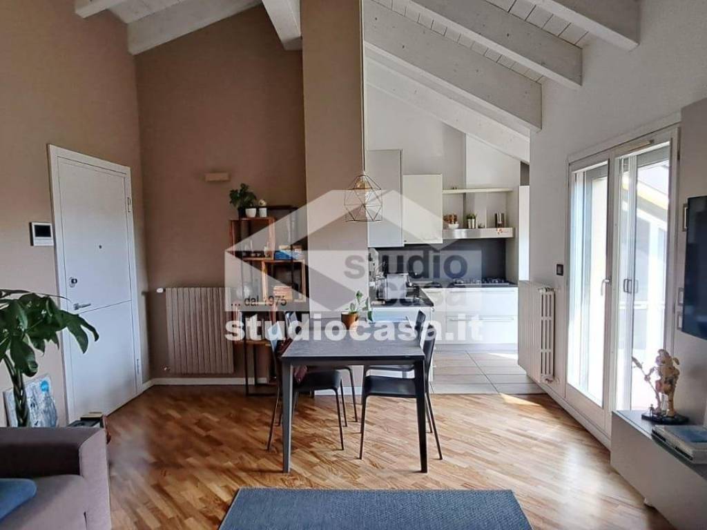 appartamento in vendita a San Giuliano Milanese in zona Zivido