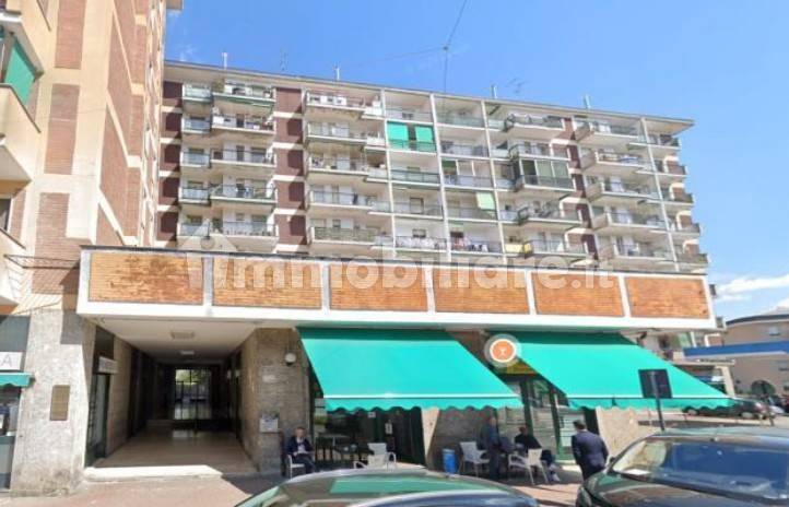 negozio in vendita a San Giuliano Milanese