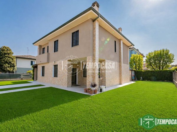 casa indipendente in vendita a San Giuliano Milanese