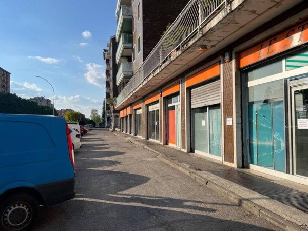 negozio in vendita a San Giuliano Milanese