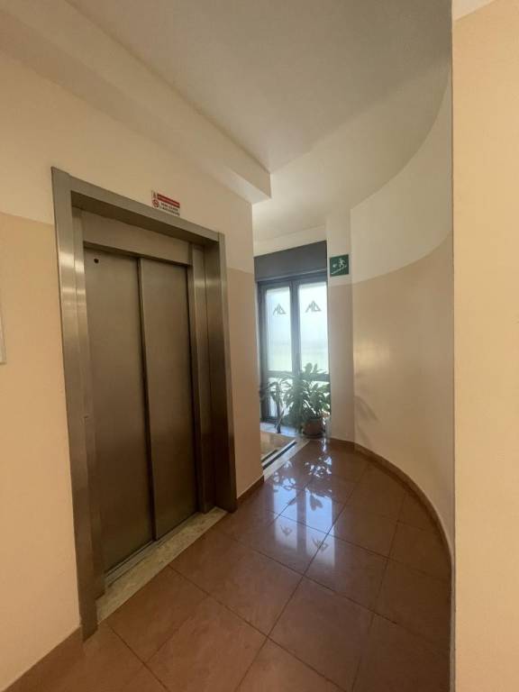 ufficio in vendita a San Giuliano Milanese
