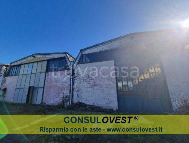 locale commerciale in vendita a San Giuliano Milanese in zona Civesio