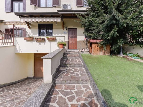 casa indipendente in vendita a San Giuliano Milanese in zona Zivido