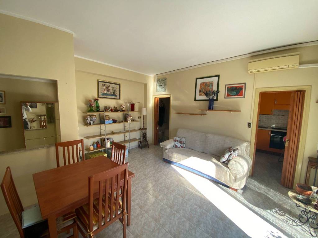 appartamento in vendita a San Giuliano Milanese in zona Borgolombardo