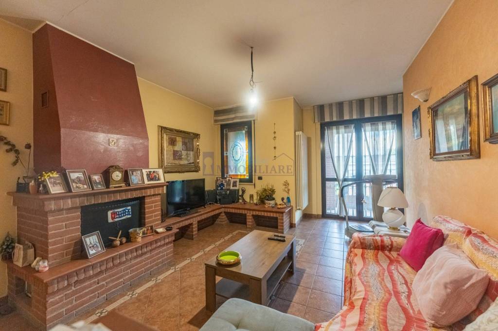 appartamento in vendita a San Giuliano Milanese in zona Civesio
