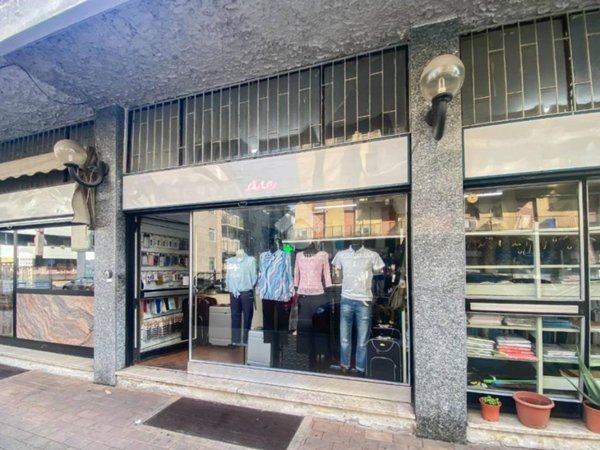 negozio in vendita a San Giuliano Milanese