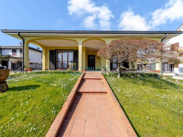 casa indipendente in vendita a San Giuliano Milanese in zona Sesto Ulteriano