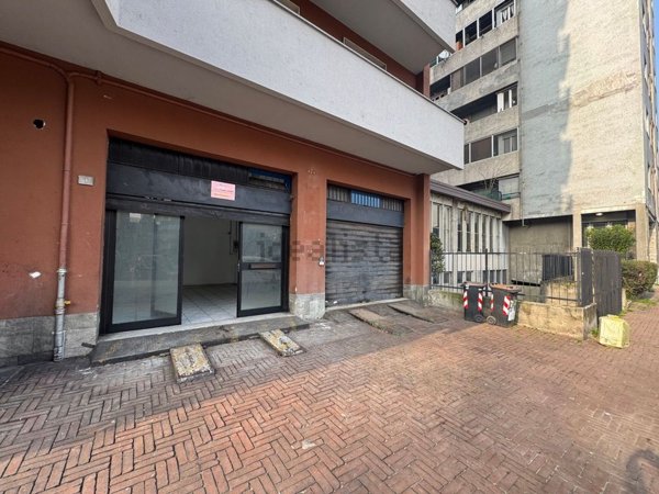 negozio in vendita a San Giuliano Milanese