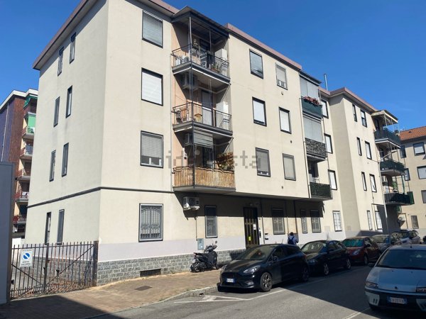 appartamento in vendita a San Giuliano Milanese in zona Borgolombardo