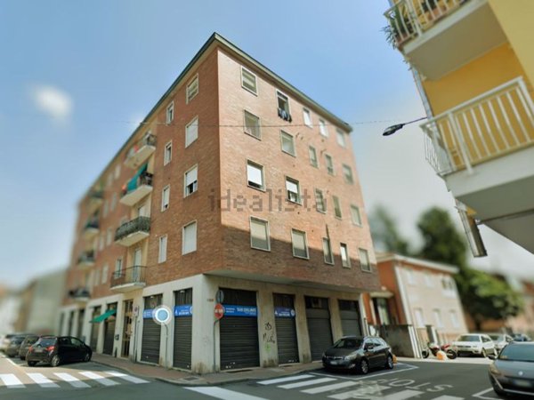appartamento in vendita a San Giuliano Milanese in zona Borgolombardo