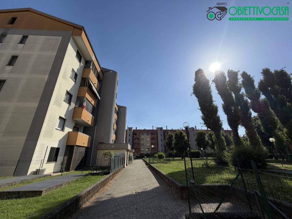 appartamento in vendita a San Giuliano Milanese in zona Zivido