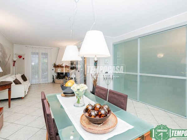 casa indipendente in vendita a San Giuliano Milanese in zona Zivido