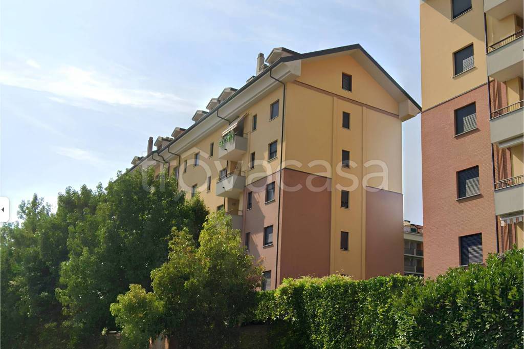 appartamento in vendita a San Giuliano Milanese in zona Borgolombardo