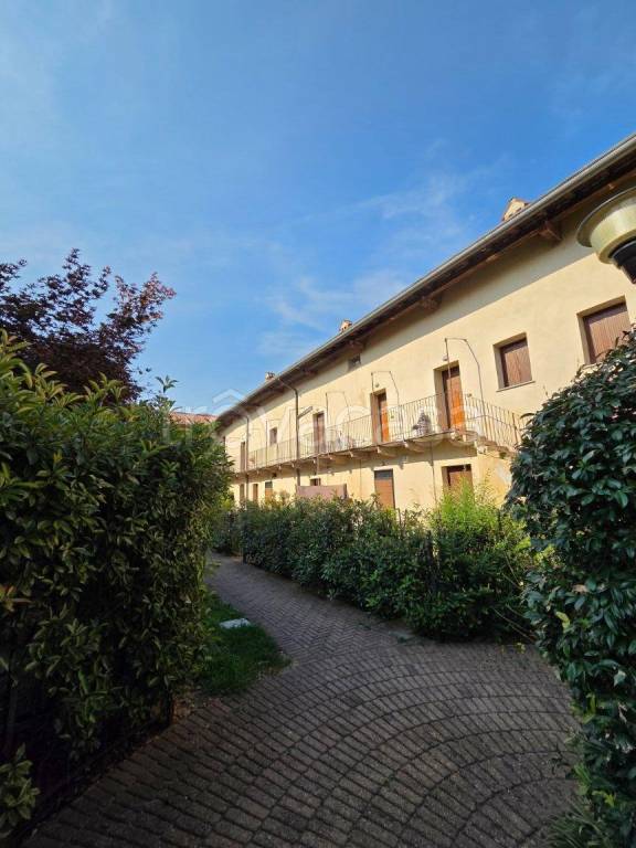 appartamento in vendita a San Giuliano Milanese in zona Zivido
