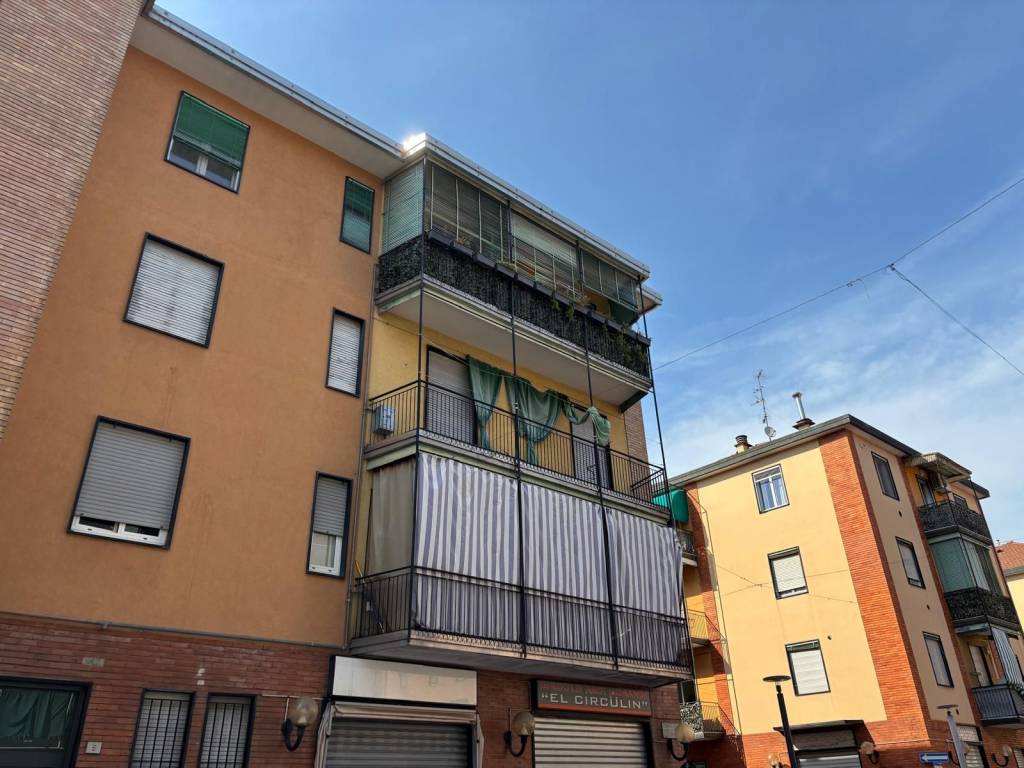 appartamento in vendita a San Giuliano Milanese in zona Borgolombardo