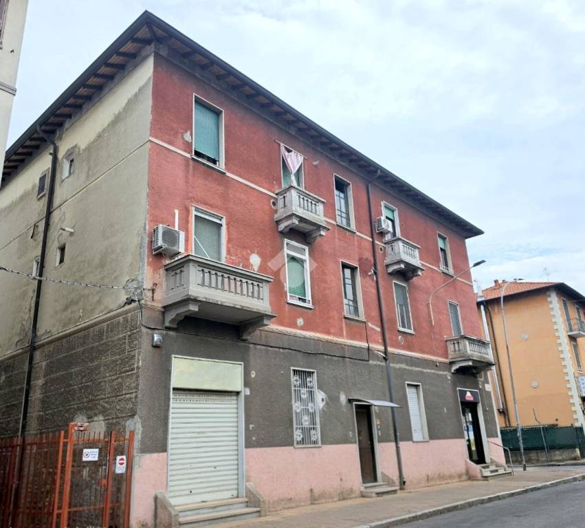 appartamento in vendita a San Giuliano Milanese in zona Borgolombardo