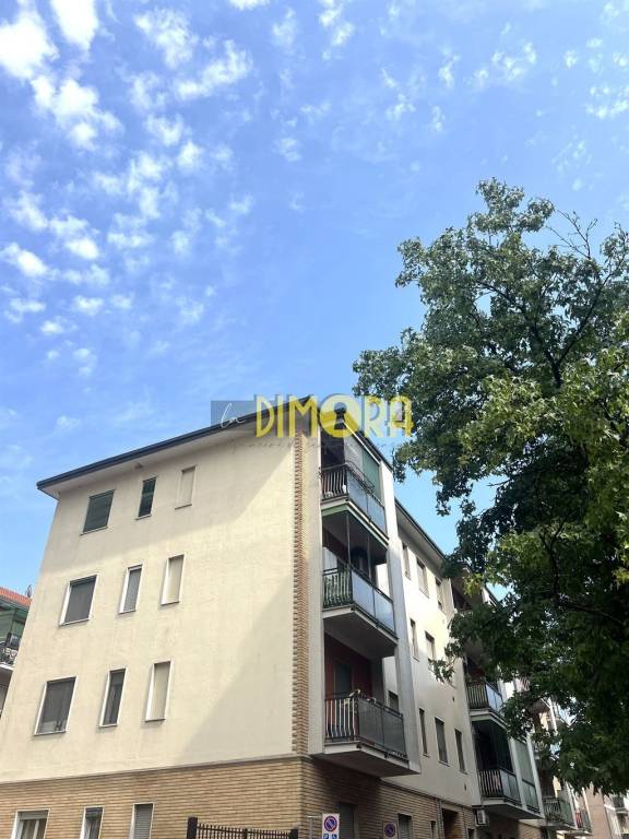 appartamento in vendita a San Giuliano Milanese in zona Borgolombardo